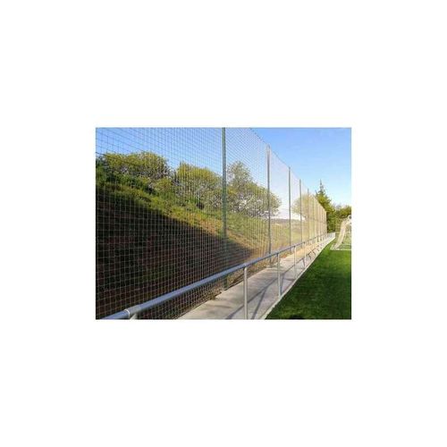 Poste metálico galvaniçado de 6 mts e 80 mm ø para a rede de proteção